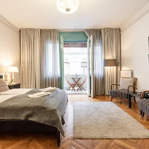 Paulay Deluxe 1 Apartment