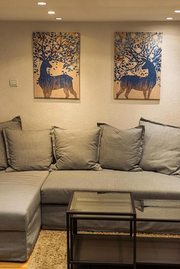 Cosy Corner - Entire Apartment Near Oktogon Budapest